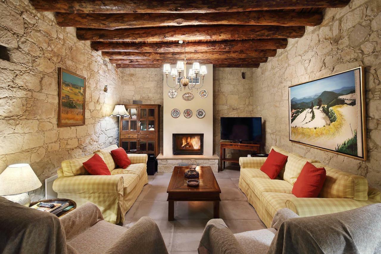 Kantara House - A Rural Retreat Of Comfort & Class! Árszosz Kültér fotó